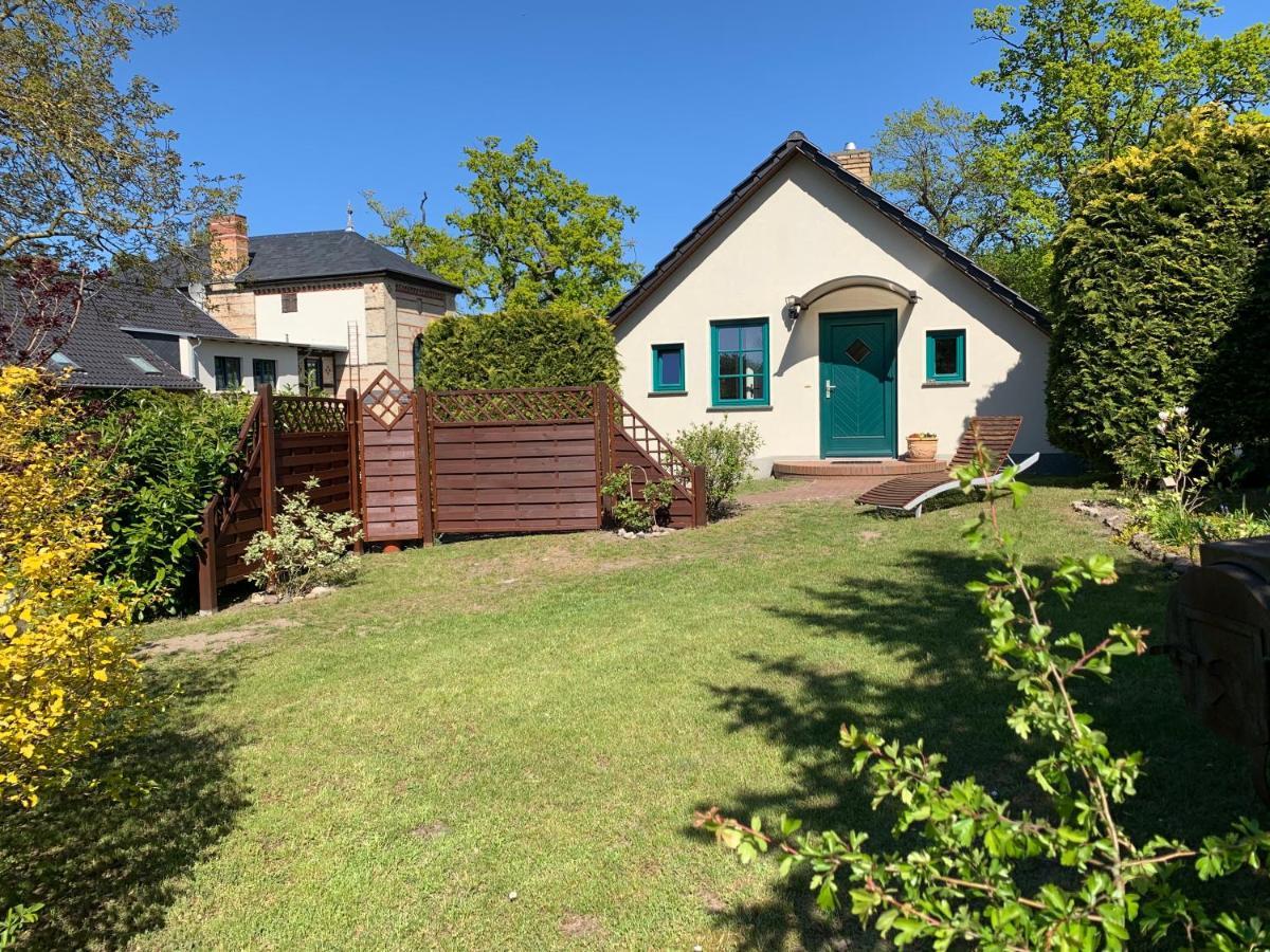 „Rentmeisterhaus Basedow“ Basedow  Exterior photo